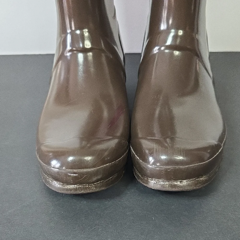 Hunter Size 8 Gloss Dark Brown Tall Rubber Rain Boots - Picture 7 of 16